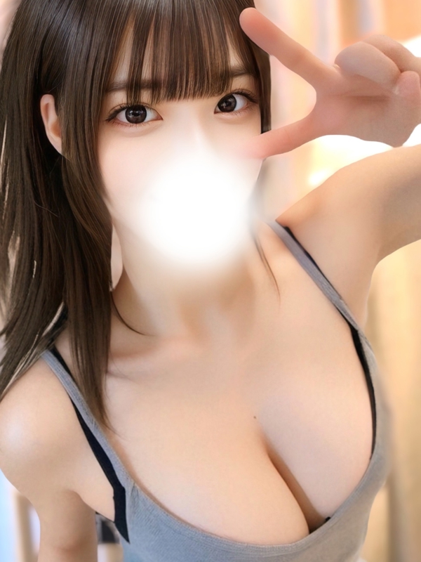 ひなた◆一瞬で距離を縮める口技(18歳、B:95、W:.57、H:86)